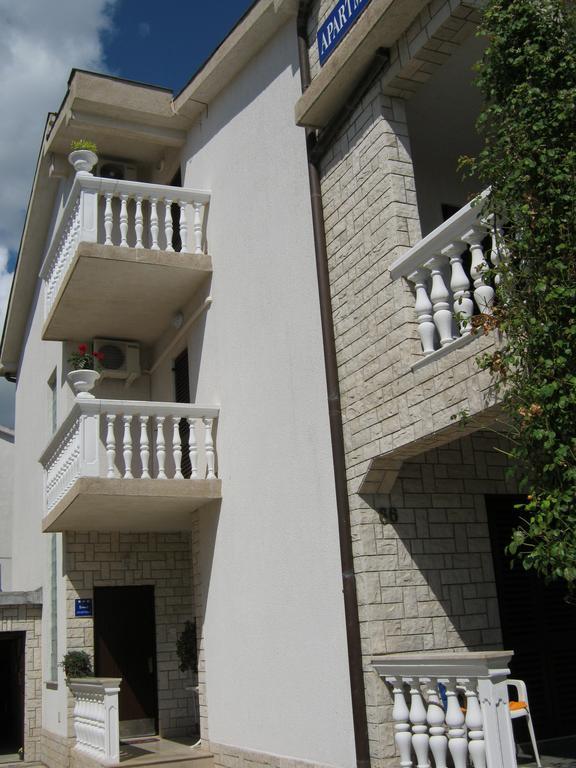 Apartments Nestor Tribalj Exteriér fotografie